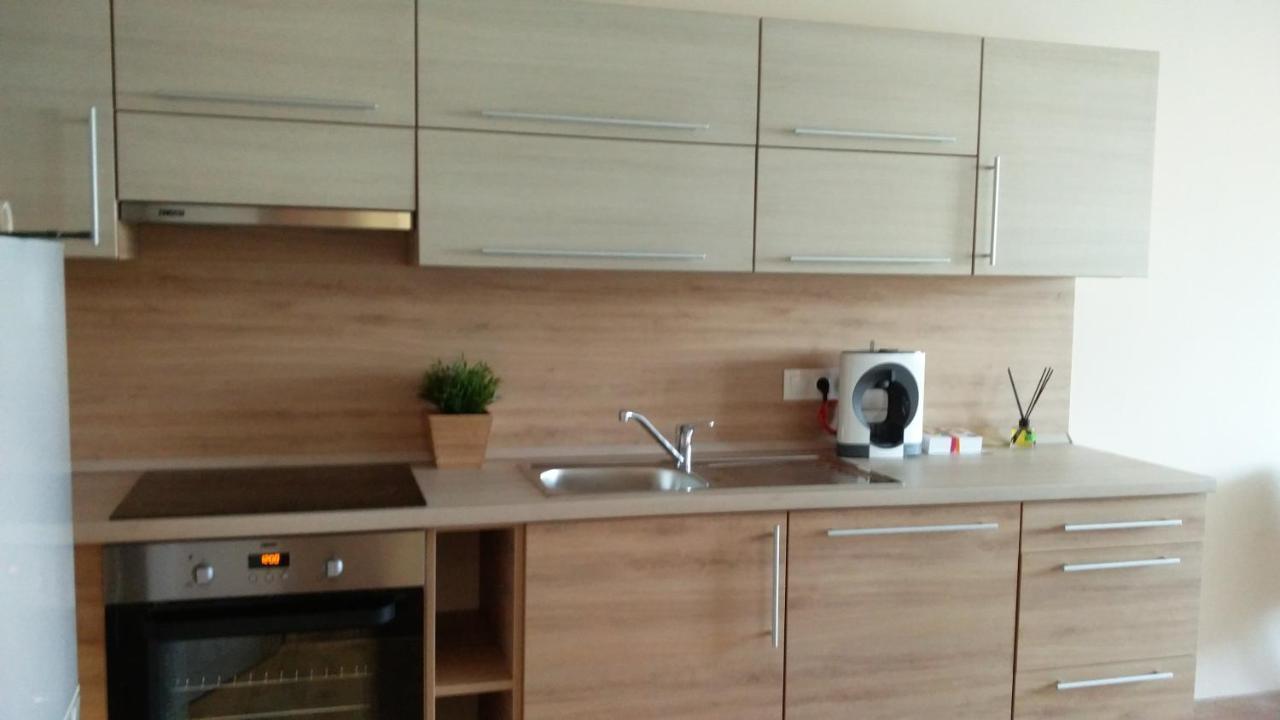 River Side Apartman カロチャ エクステリア 写真